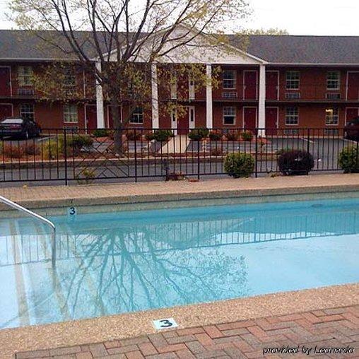 Bourbon Capital Inn Bardstown Exteriör bild